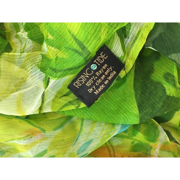 Green Tropical Leaf Print Square Scarf 100% Rayon Lightweight By Rising Tide 26" - Picture 5 of 5